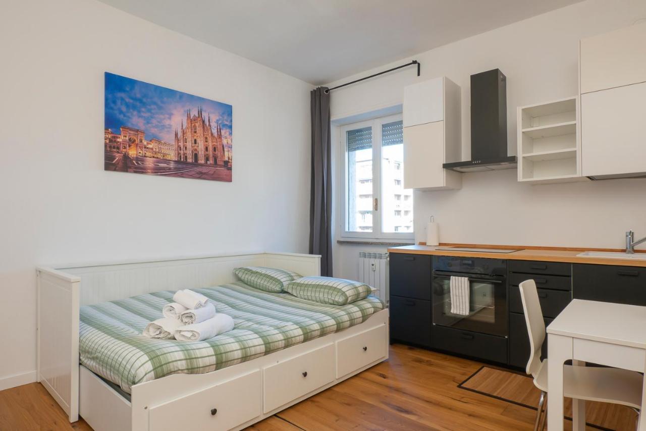 I Host Apartment - Fiuggi 59 Milano Eksteriør bilde