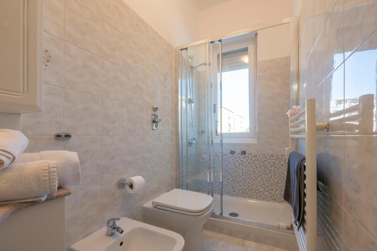 I Host Apartment - Fiuggi 59 Milano Eksteriør bilde
